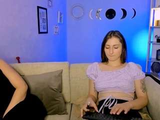 bella-cute1 from CamSoda is Freechat
