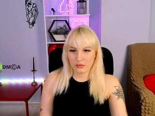 bella-cute1 Live Webcam on CamSoda