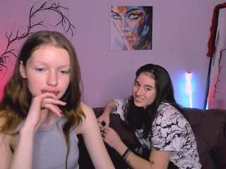 bella-cute1's CamSoda show and profile