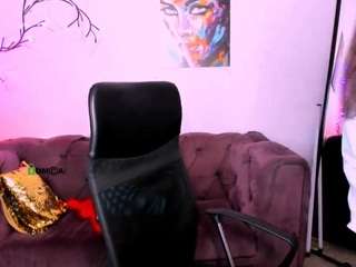 bella-cute1 Live Webcam on CamSoda