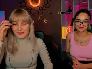 bella-cute1 Live Webcam on CamSoda
