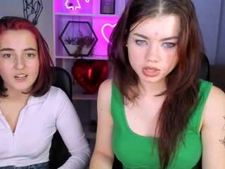 bella-cute1 live webcam on Soda Cams