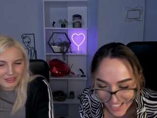 bella-cute1 Live Webcam on CamSoda