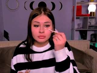 bella-cute1 Live Webcam on CamSoda