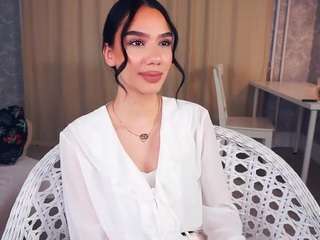 elanavanveen from CamSoda is Freechat