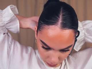 elanavanveen Live Webcam on CamSoda