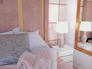 lyrabellini webcam model