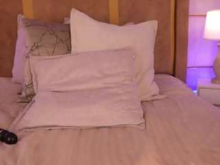 lyrabellini webcam model