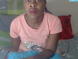 skinnybitchxx webcam model