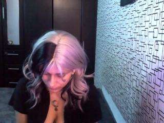 tokio7u7 Live Webcam on CamSoda