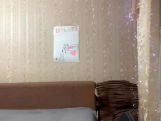 deloisenatalizio Live Webcam on CamSoda