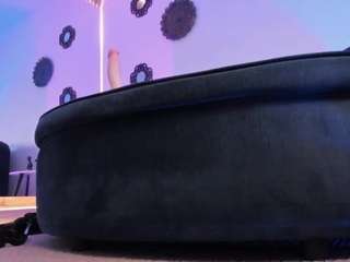 emmywilliams's live room