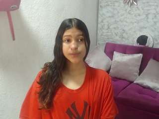 evagirl69 from CamSoda is Freechat