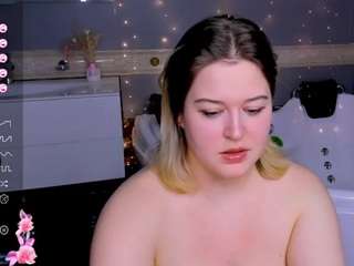 helenhartt's CamSoda show and profile