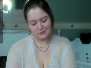 helenhartt's CamSoda show and profile