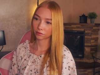 melinadancey Live Webcam on CamSoda