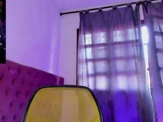 Nikol-Sexxx live cam preview