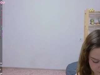 puraokojie's CamSoda show and profile