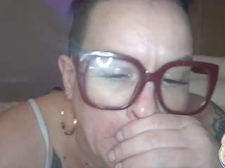  quinnmariexo chat room