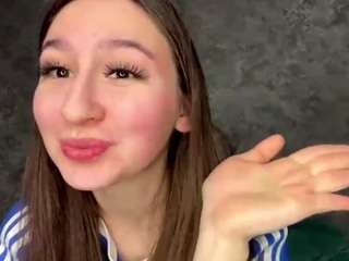 tonimettle's CamSoda show and profile