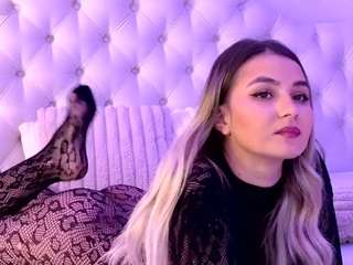 aniakarenina from CamSoda is Freechat
