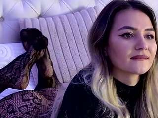 aniakarenina Live Webcam on CamSoda