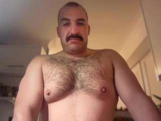 cloudymusclebeefy Live Webcam on CamSoda