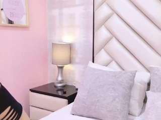 cristalshay chaturbate