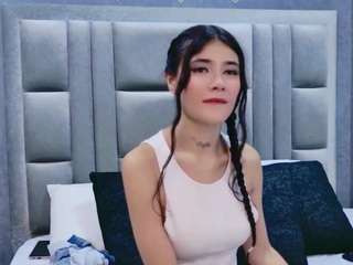 cristalshay live webcam show