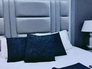 CristalShay live webcam show
