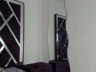 valentinaasm Live Webcam on CamSoda