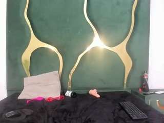 valentinaasm's CamSoda show and profile