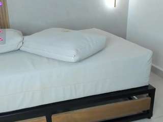 alika-voss from CamSoda