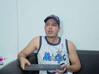 emily-dior's CamSoda show and profile