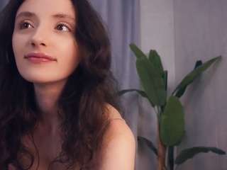 laciereza's CamSoda show and profile