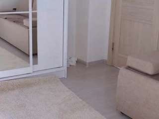 laciereza live cam profile