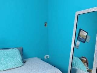 pamelaboobsxxx webcam model