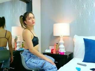 le modèle zoewillis est en webcam porno dans un show sur le site camsoda, il possède les tags suivants: ahegao,pussy,handjob,lingerie,lovense,lush,naked,natural,nature,no drinking,pov,sex toys,anal,sexy,skinny,smoking,spank,spanking,squirter,striptease