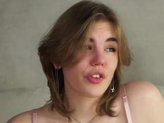 charisseruuska webcam