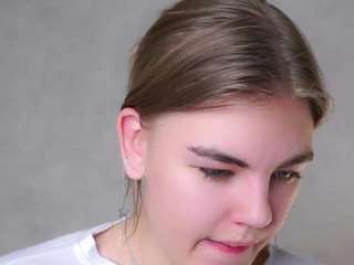 charisseruuska, recent webcam model, live from Camsoda