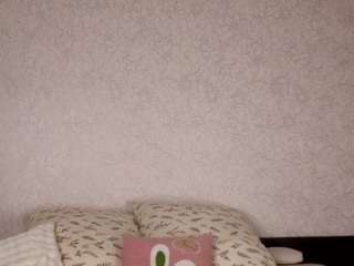 le modèle charisseruuska est en webcam porno dans un show sur le site camsoda, il possède les tags suivants: amateur,blowjob,young adult,teen 18,tattoos,sex toys,normal,no smoking,no drinking,joi,green eyes,foot fetish,erotic dance,domination,camel toe,body builder,brown hair,hd,small tits
