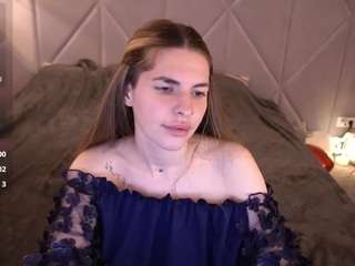 danielareign live cam profile