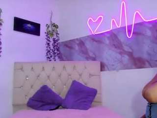 noahwhyle live webcam show
