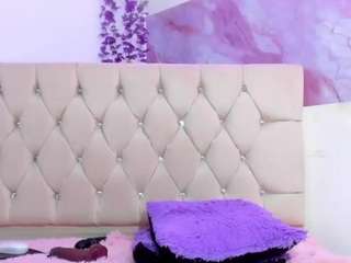 NoahWhyle live webcam show