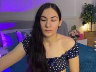 adeleshy's CamSoda show and profile