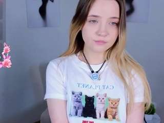 alyshahermenau Live Webcam on CamSoda