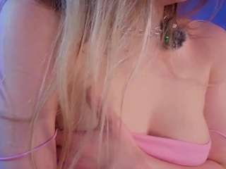 AlyshaHermenau live webcam show
