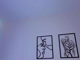 AlyshaHermenau live cam preview