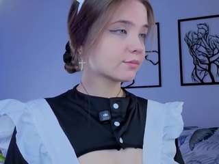 AlyshaHermenau live cam preview