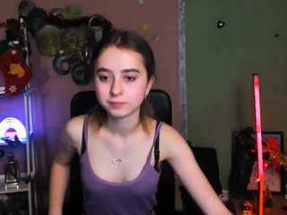 baby-hotte Live Webcam on CamSoda